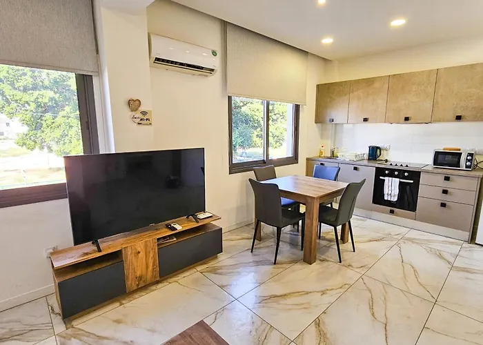 Mimi's Sunny Apartmán